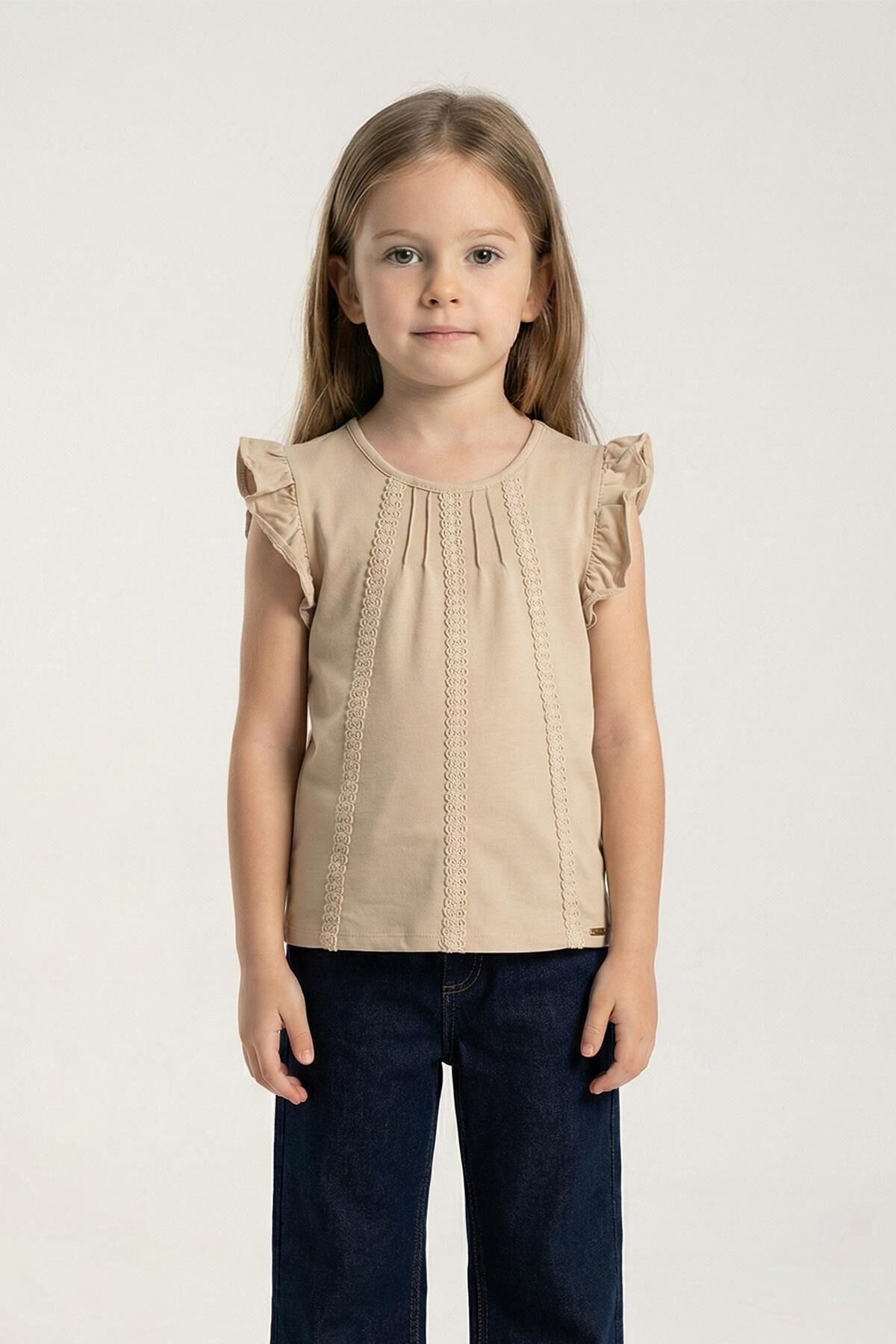 Dantel Detaylı Fırfırlı Kısa Kol Kız Çocuk Tişört TAŞ - 9 Yaş