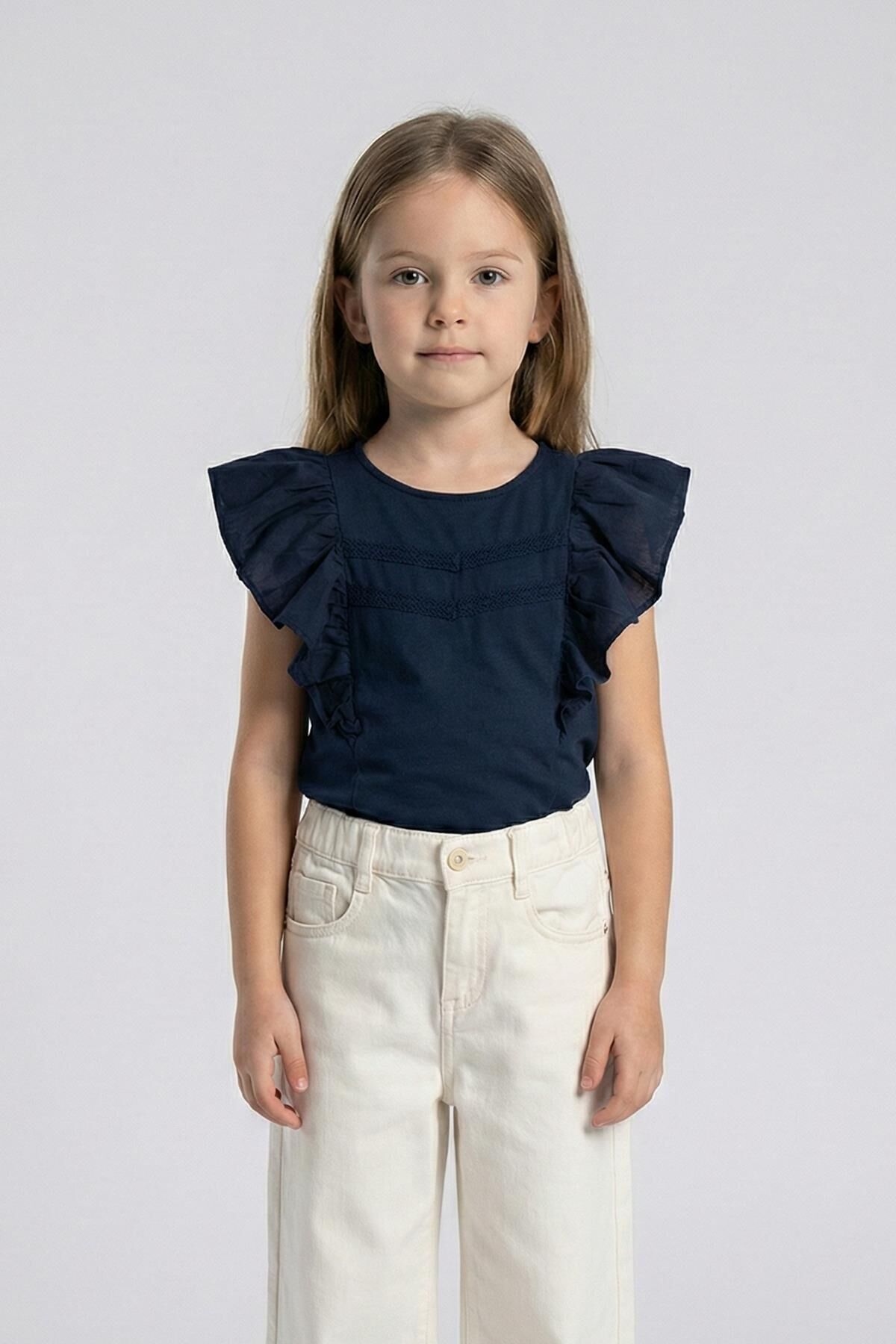 Fırfırlı Sıfır Kol Dantel Detaylı Kız Çocuk Tişört Lacivert - 9 Yaş