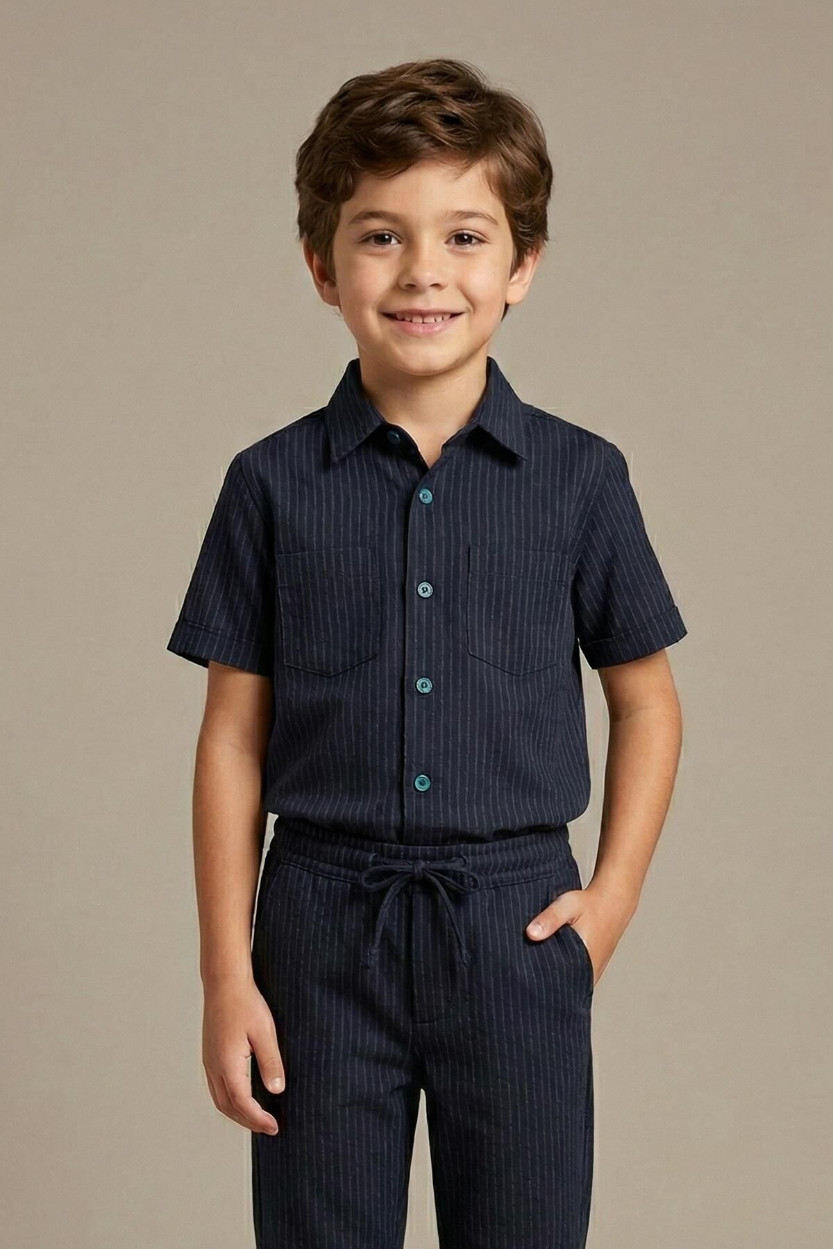 Erkek Çocuk Kısa Kollu Çizgili Gömlek Lacivert - 9 Yaş