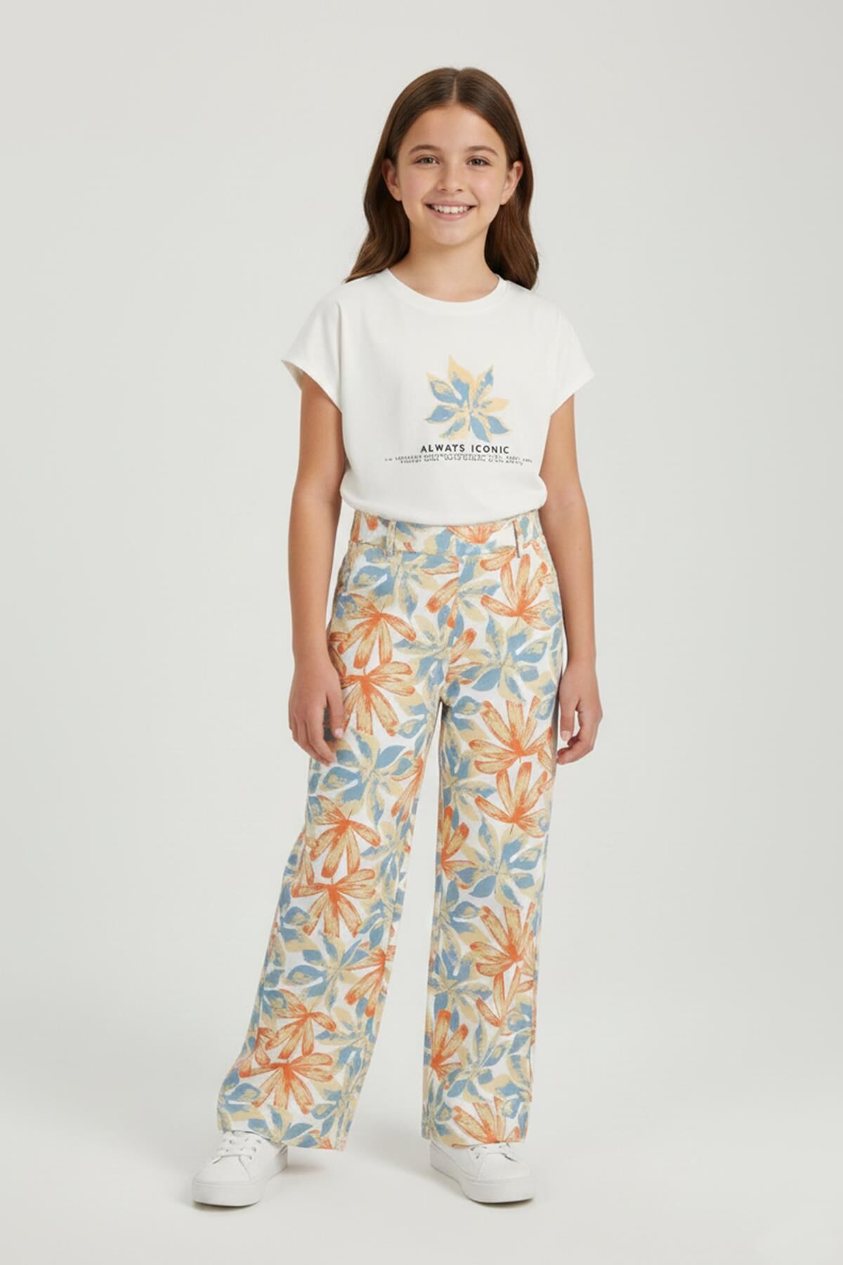 Çiçek Desenli Pantolon ve Baskılı Kısa Kollu Tişört Kız Çocuk Takımı Sarı - 9 Yaş