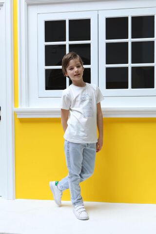 Erkek Çocuk Sırt Baskılı Pamuklu Kısa Kol Tişört Beyaz - 9 Yaş