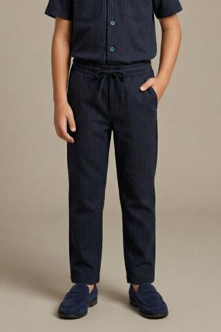 Çizgili Desenli Bağcıklı Erkek Çocuk Pantolon Lacivert - 9 Yaş