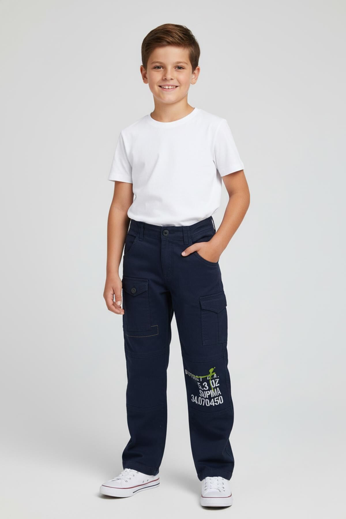 Mutlu Kids Baskı ve Cep Detaylı Erkek Çocuk Pantolon Lacivert - 9 Yaş